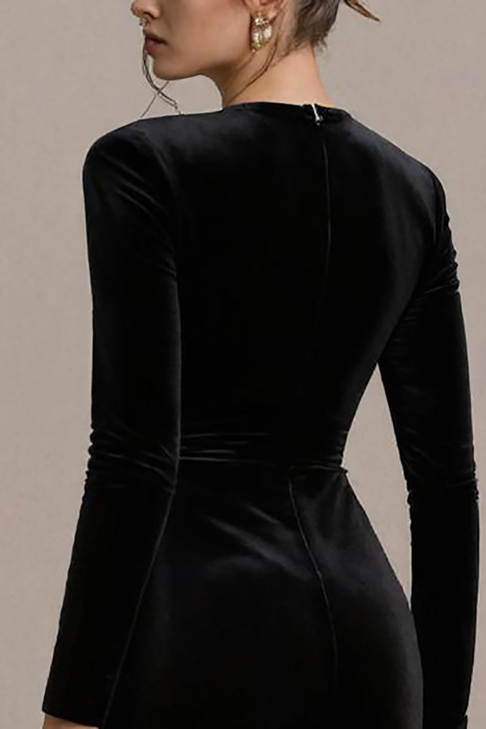 Black Velvet V-Neck Bodycon Midi Cocktail Dress with Sleeves