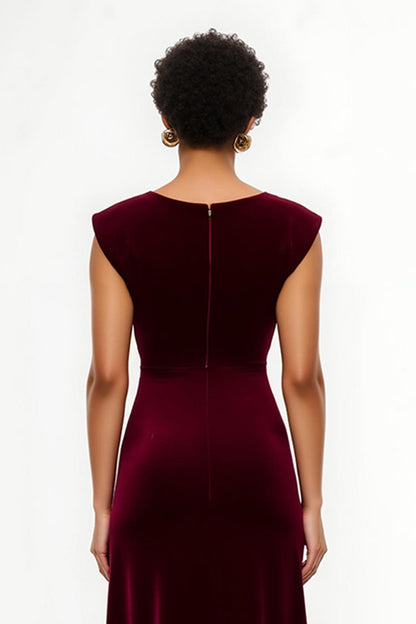 Burgundy Sheath Bateau Neck Long Holiday Dress