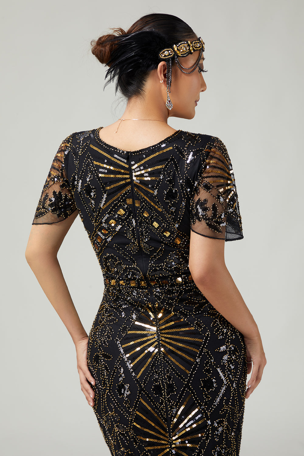 Sparkly Black Blue Fringed 1920s Dress With Short Sleeves